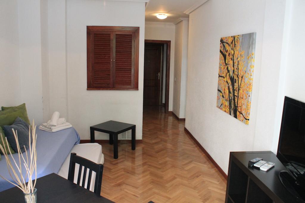 Gran Via Sol Apartamentos Madrid Pokoj fotografie
